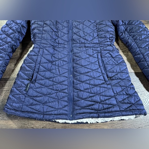 Steve Madden Quilted Coat - Picture 4 of 9